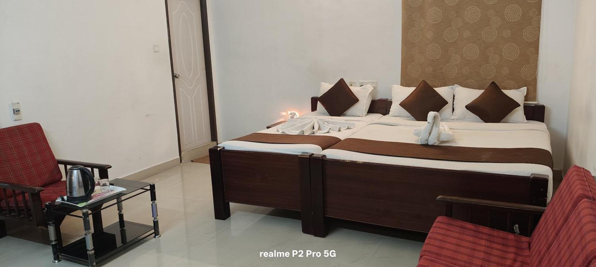 Comfort Park Inn Chennai Exterior foto